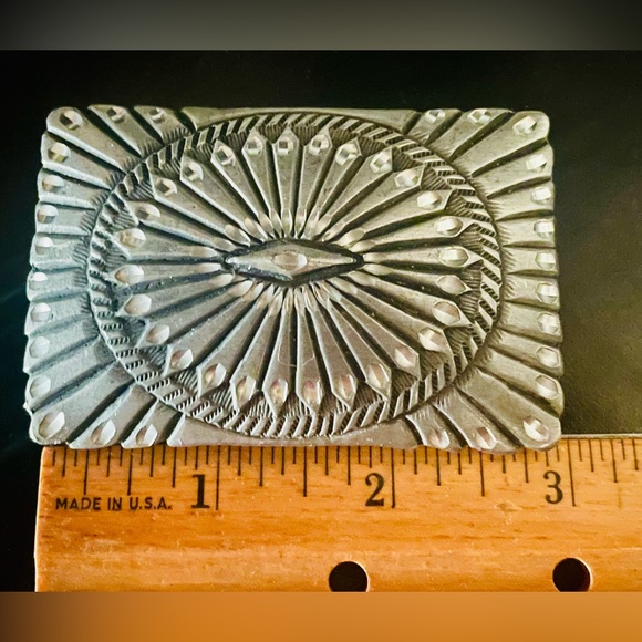 Vintage Style Southwestern Concho Square Buckle - Picture 5 of 7